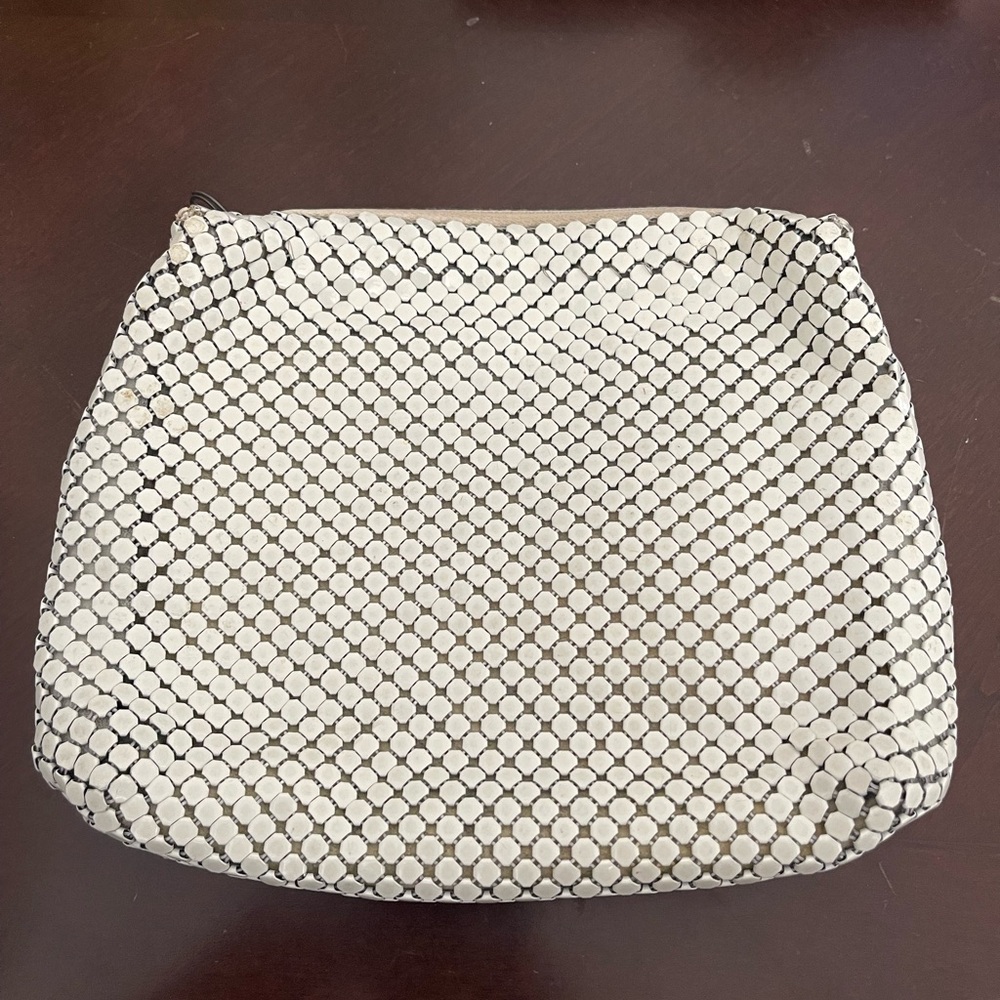 Vintage Whiting & Davis Co. White Metal Mesh Clutch